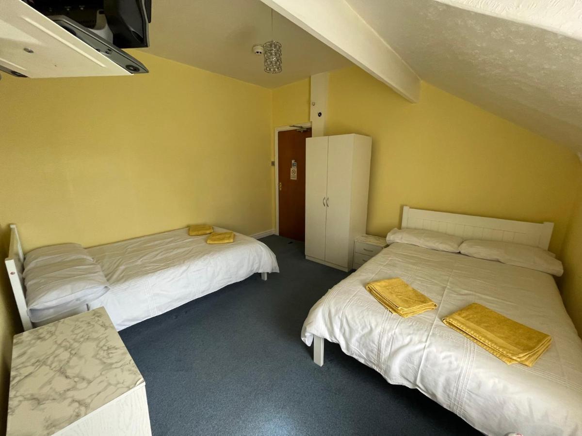 Glenroyd Guesthouse Блекпул Екстериор снимка