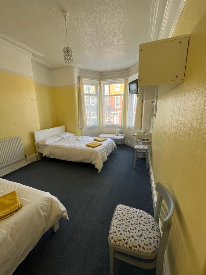 Glenroyd Guesthouse Блекпул Екстериор снимка